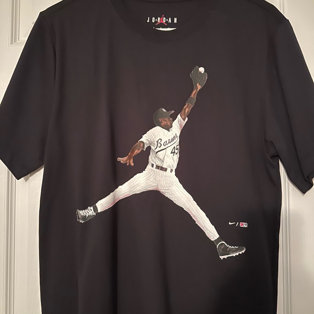 Jordan Black Tee with Iconic Logo